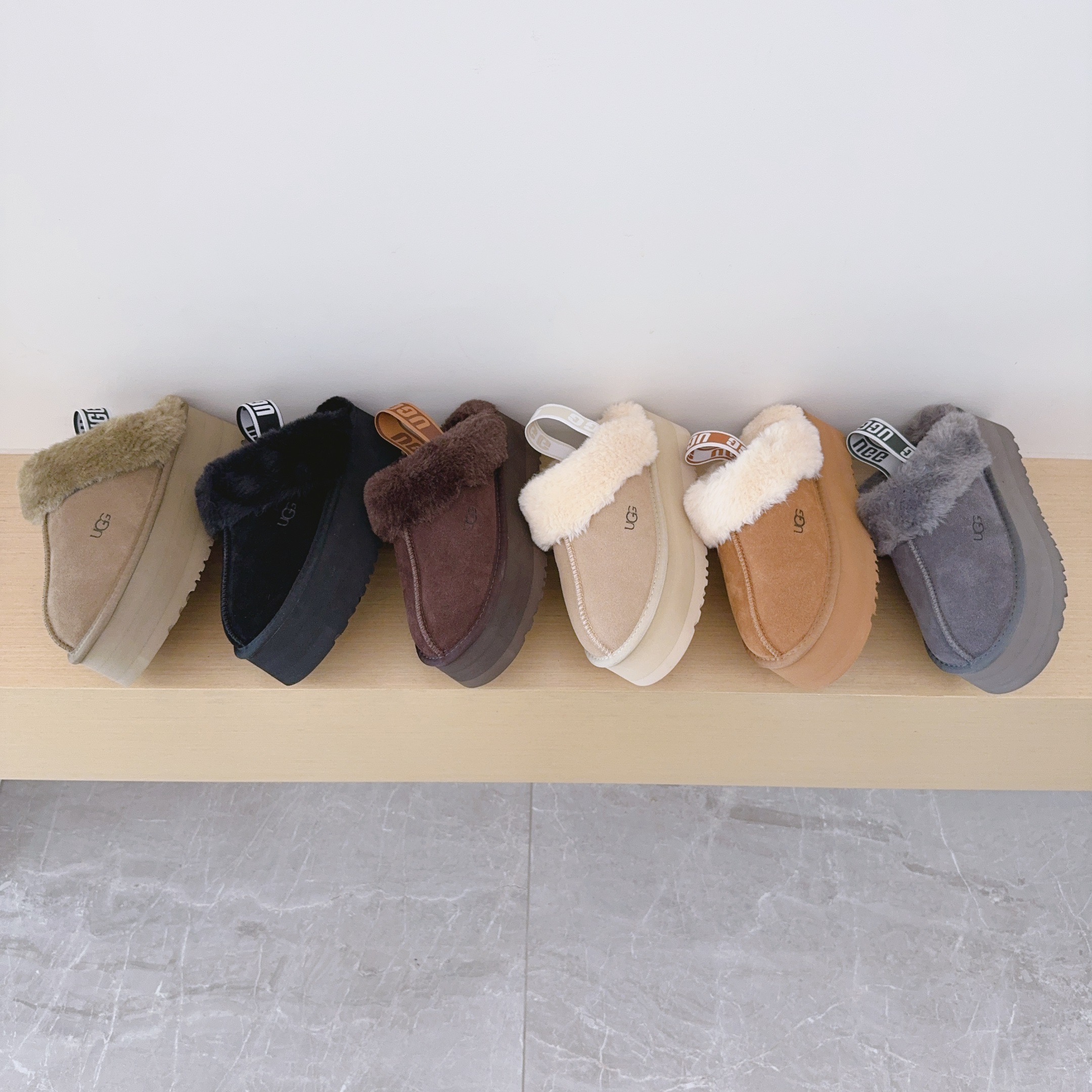 UGG Footwear Style 013