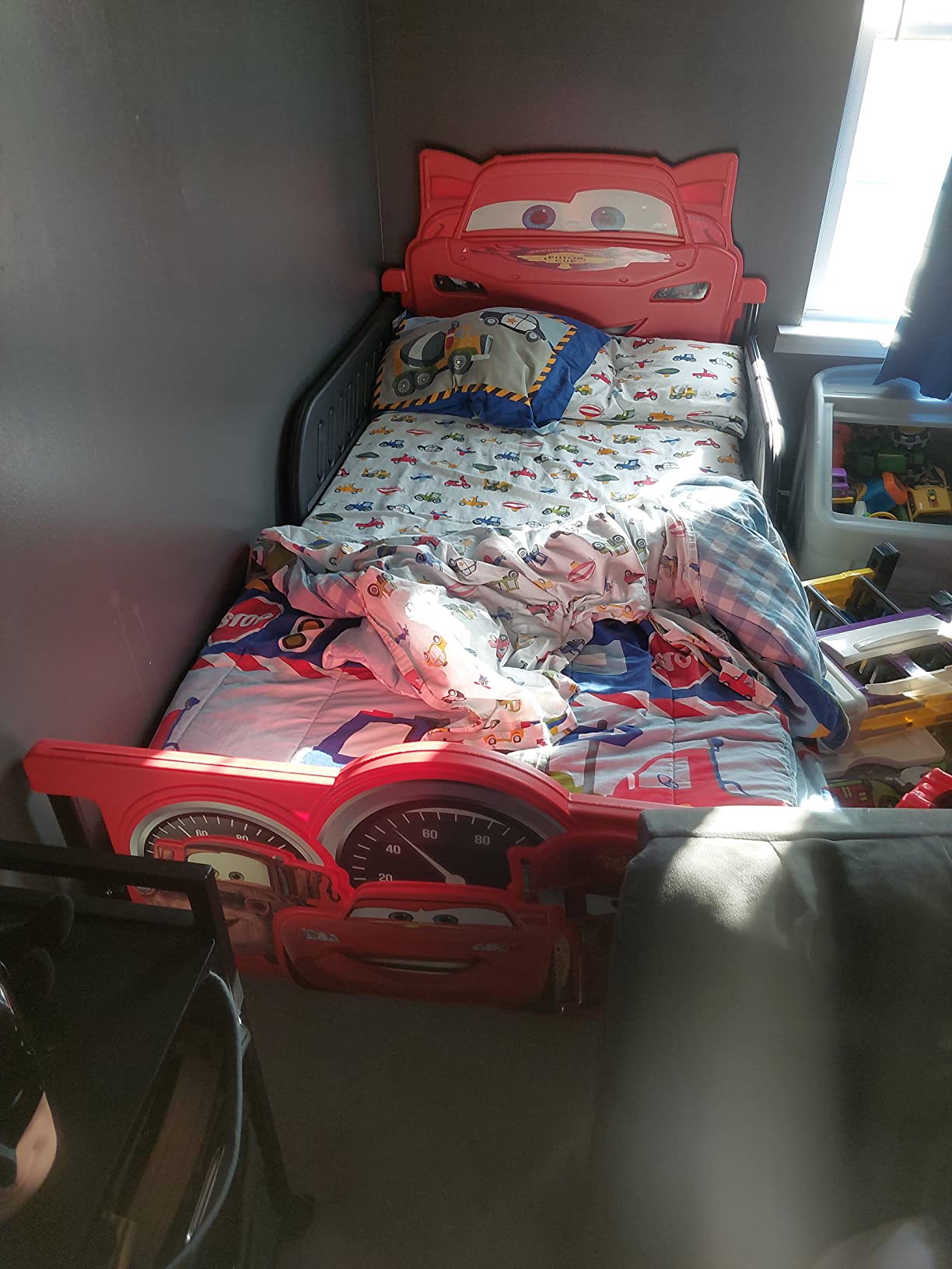 Marvel Spider-Man Plastic 3D-Footboard Twin Bed by Delta Children
