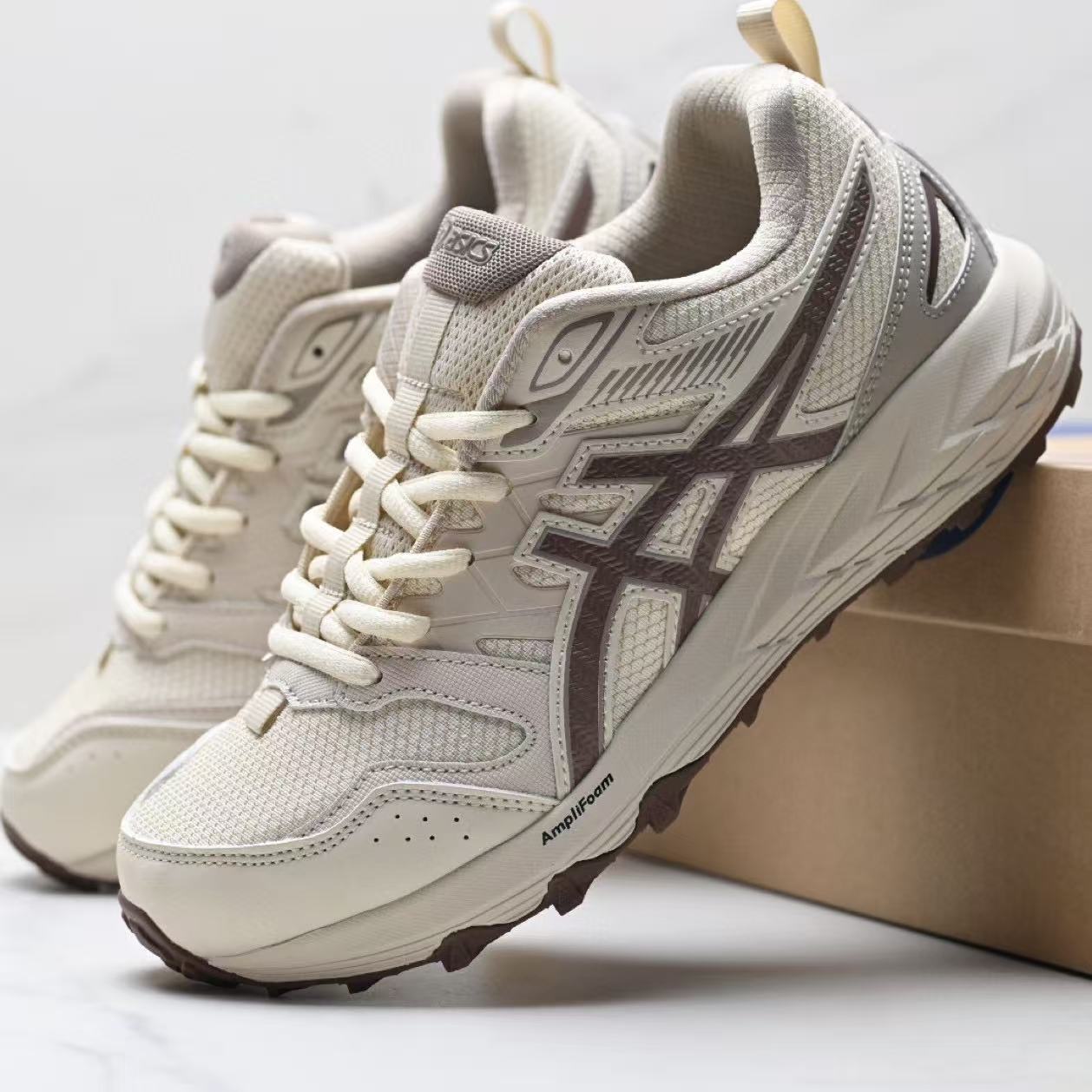 ASICS Gel-Sonoma