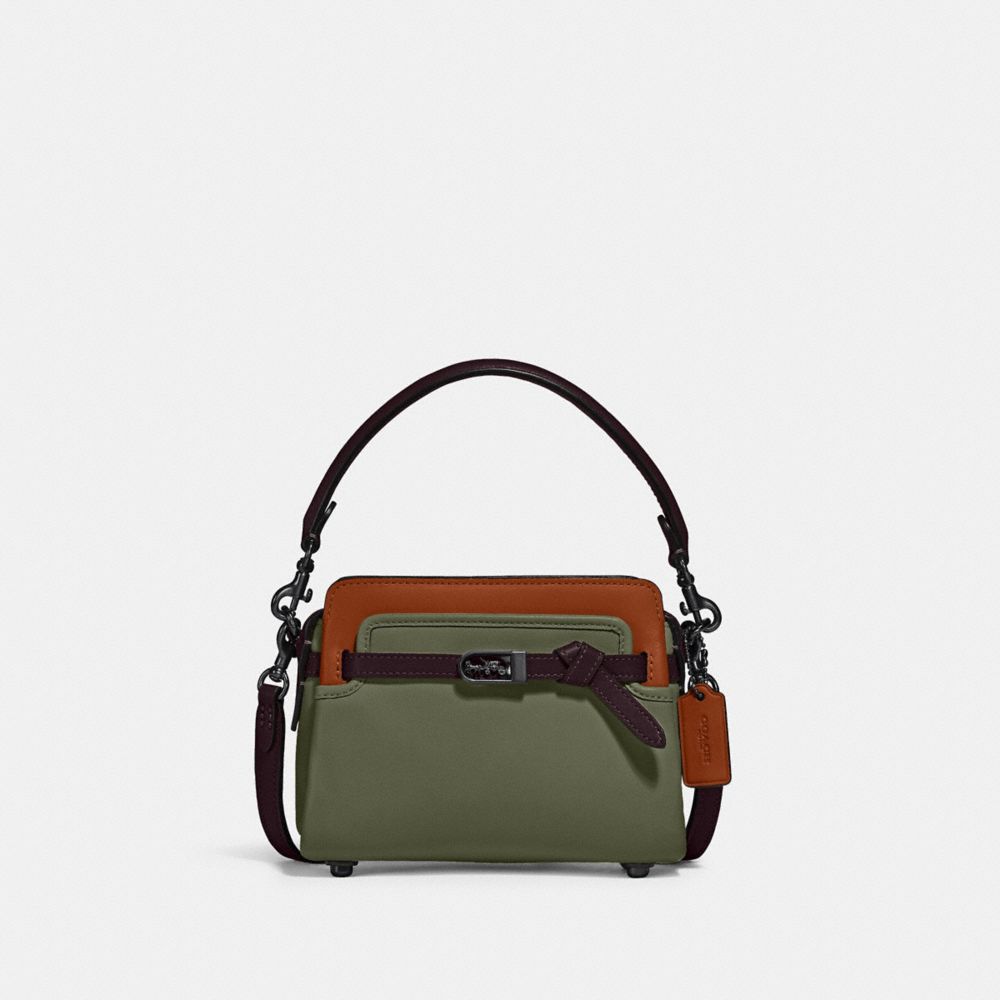 COAthtCH Classic handbags