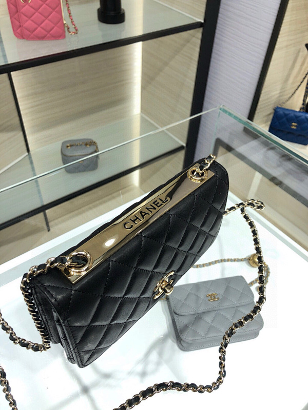 Chanel A84456 Black Trendy WOC