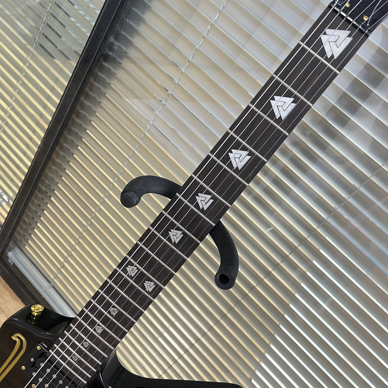 Electric Guitar Black Gold Gold Hardware Gold Carving Scroll Electric Guitar