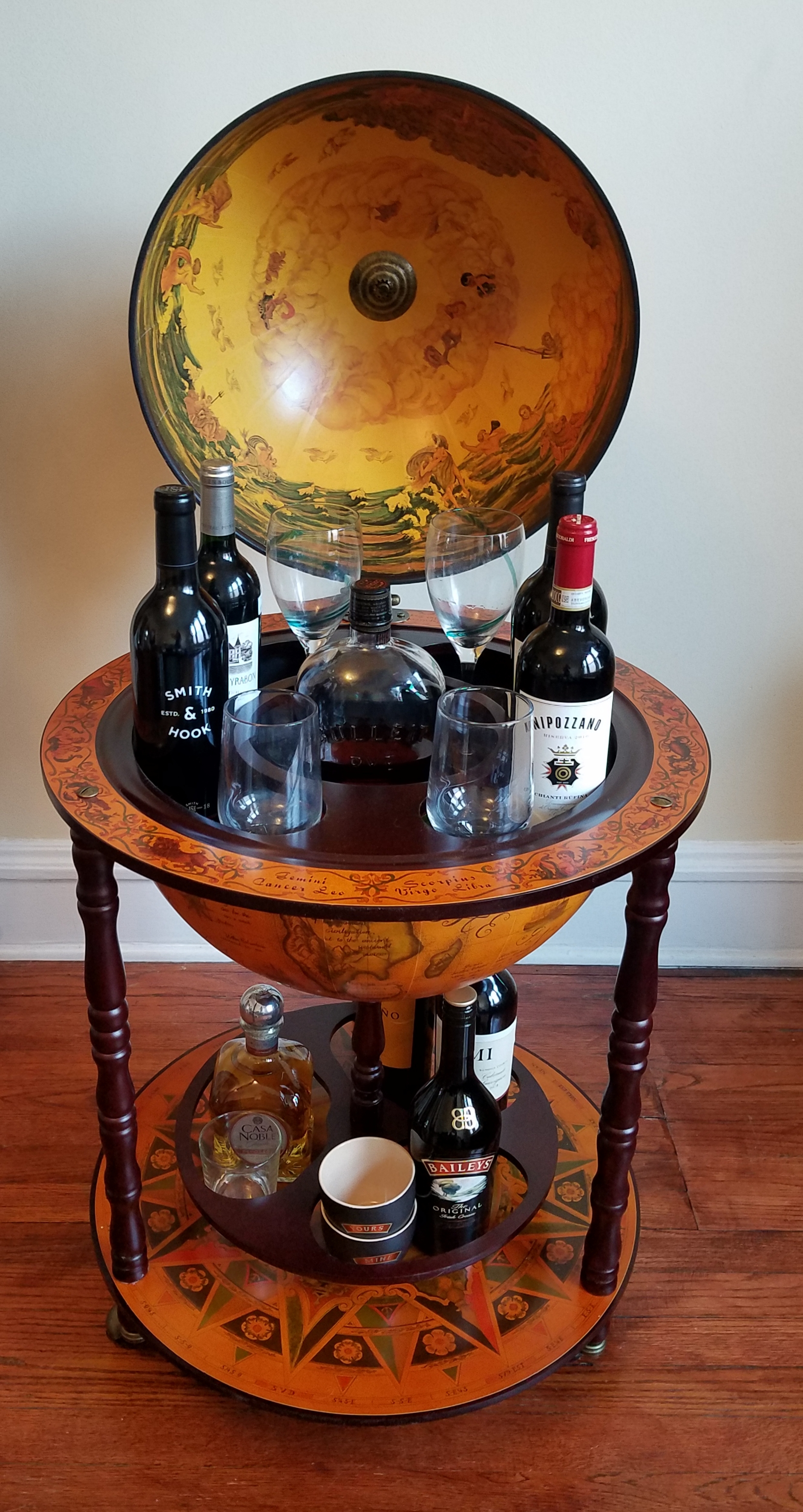 Design Toscano Sixteenth-Century Italian Replica Globe Bar Cart