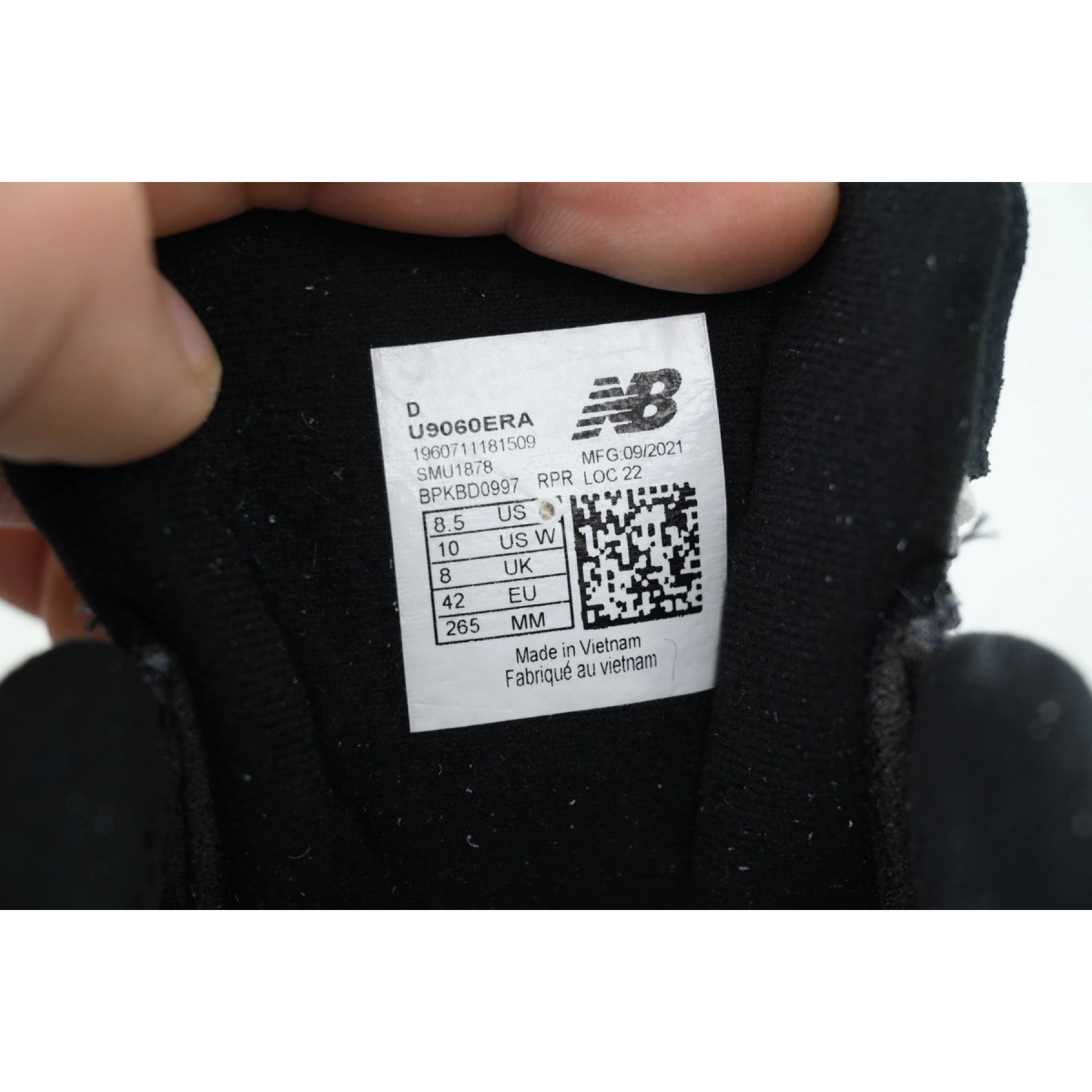 New Balance 9060 Black Castlerock