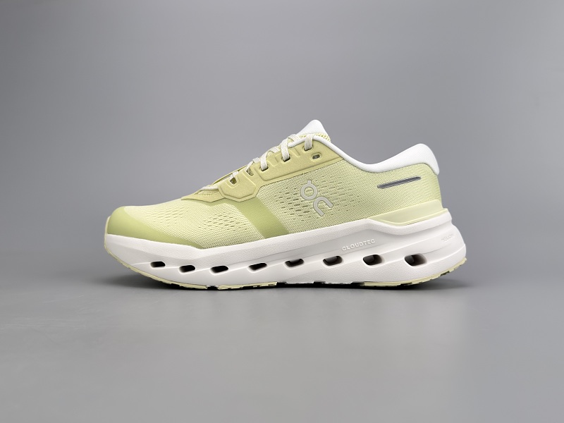 On Cloudrunner 3