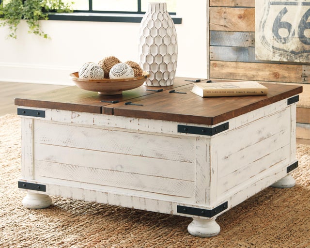 Wystfield Coffee Table with Lift Top
