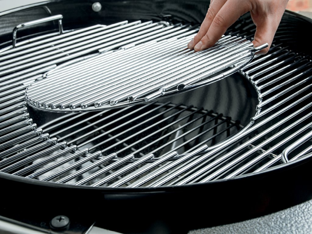 Weber Performer Deluxe Charcoal Grill