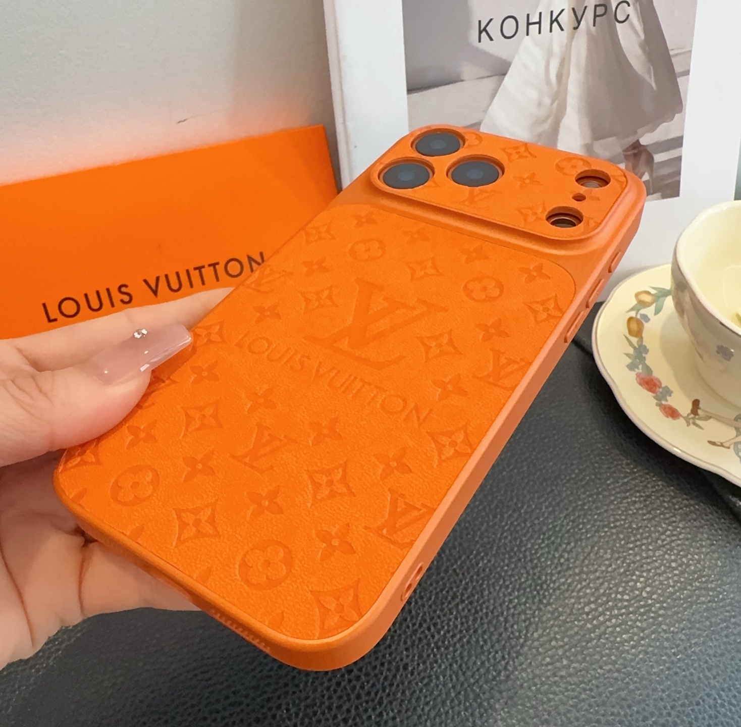 Louis Vuitton Embossed Monogram Full Cover Luxury Phone Case