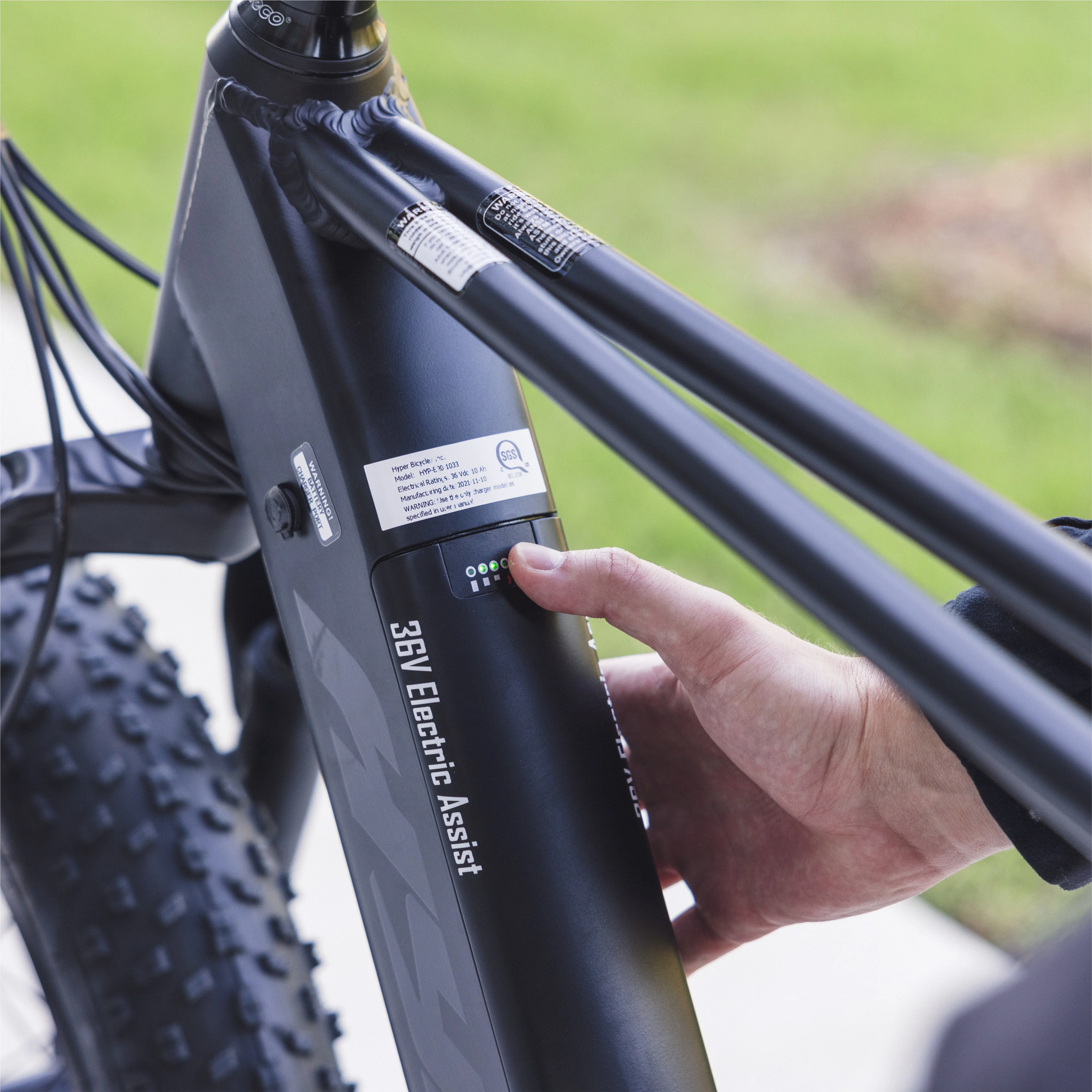 Hyper Ultra 40 20in Electric Bike, 250W, Matte Black