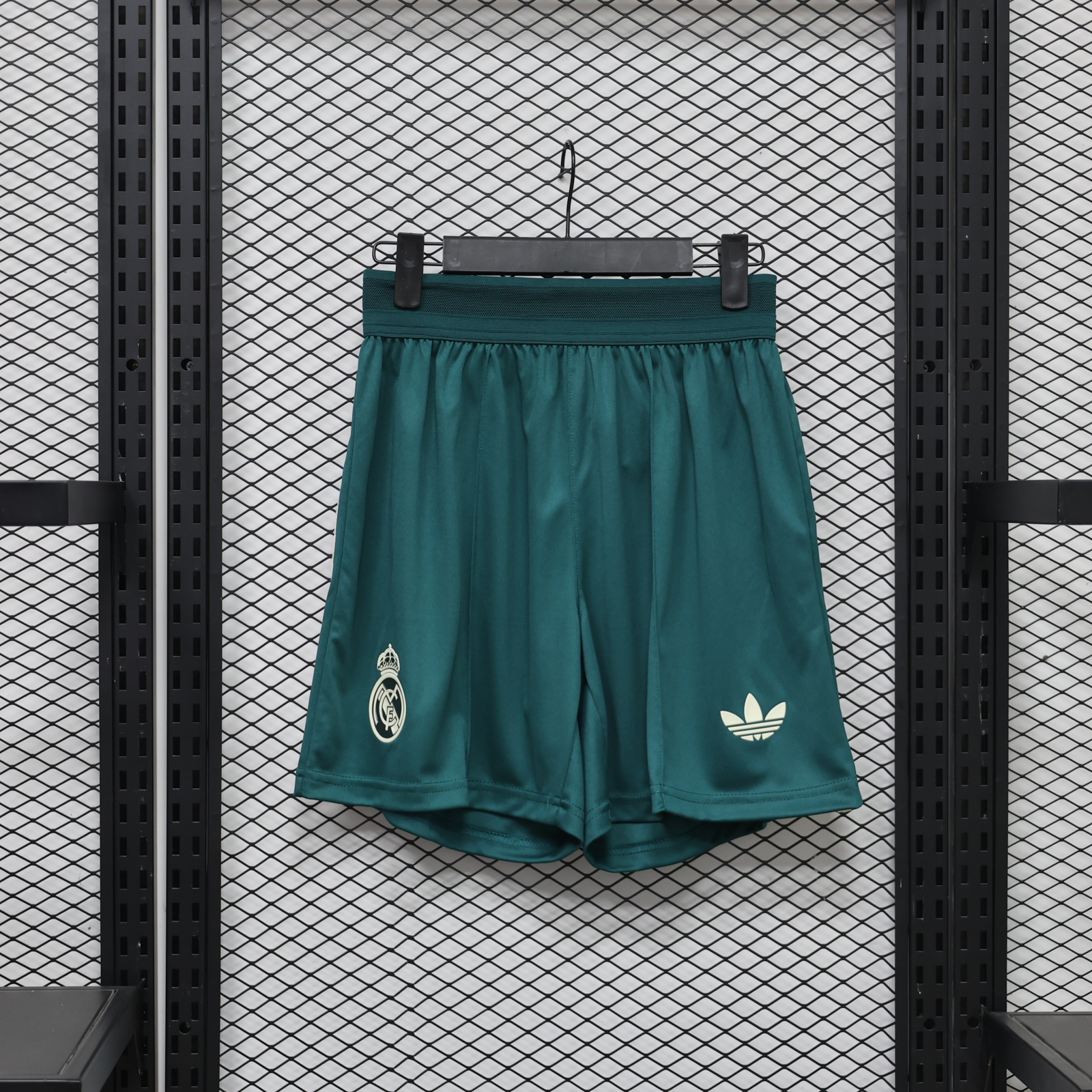 Real Madrid Away Shorts Player Version 26/27