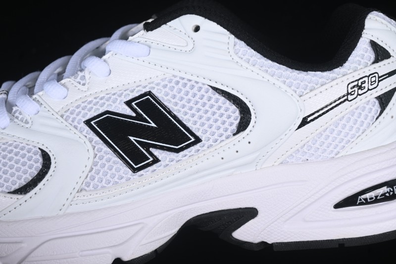 New Balance 530