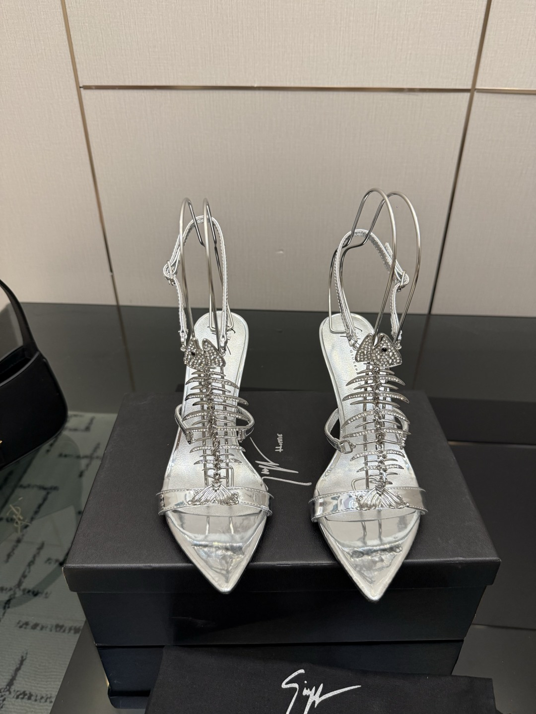 Giuseppe Zanotti Slim 2.0 105 black crystal fishbone sandal