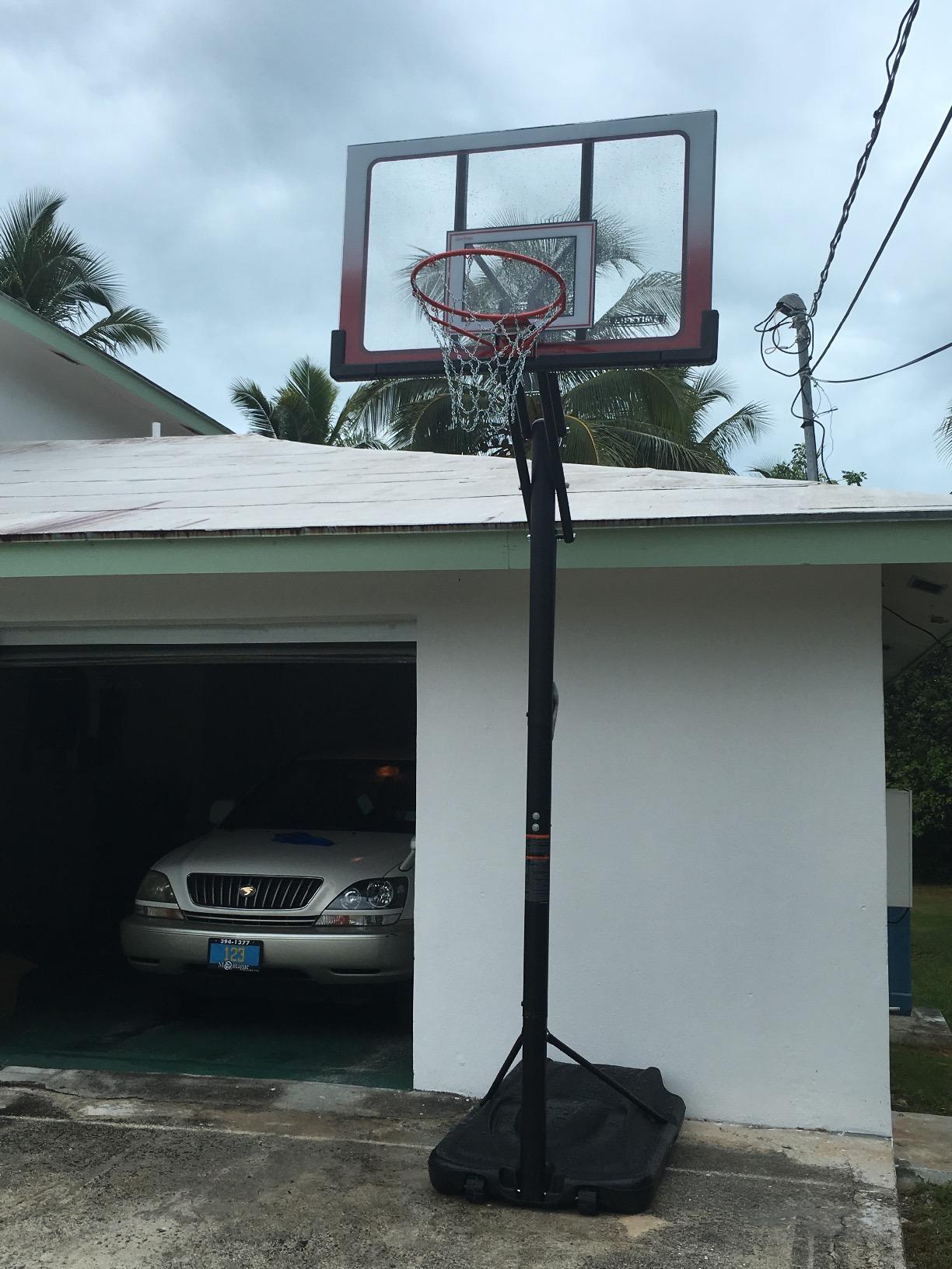 Lifetime 52 Inch Portable Basketball System