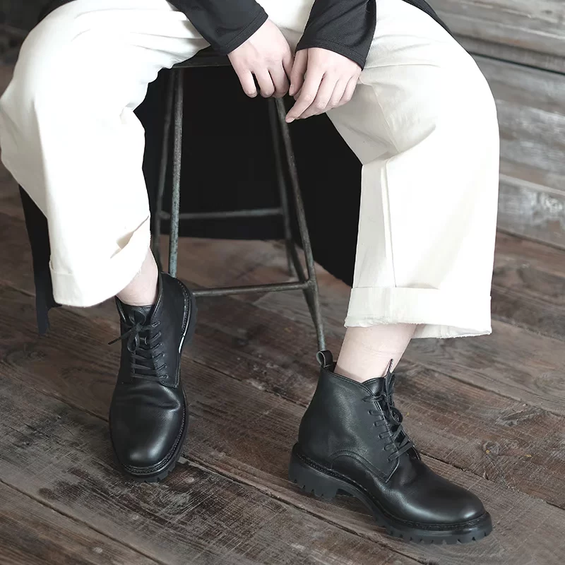 Women's short boots