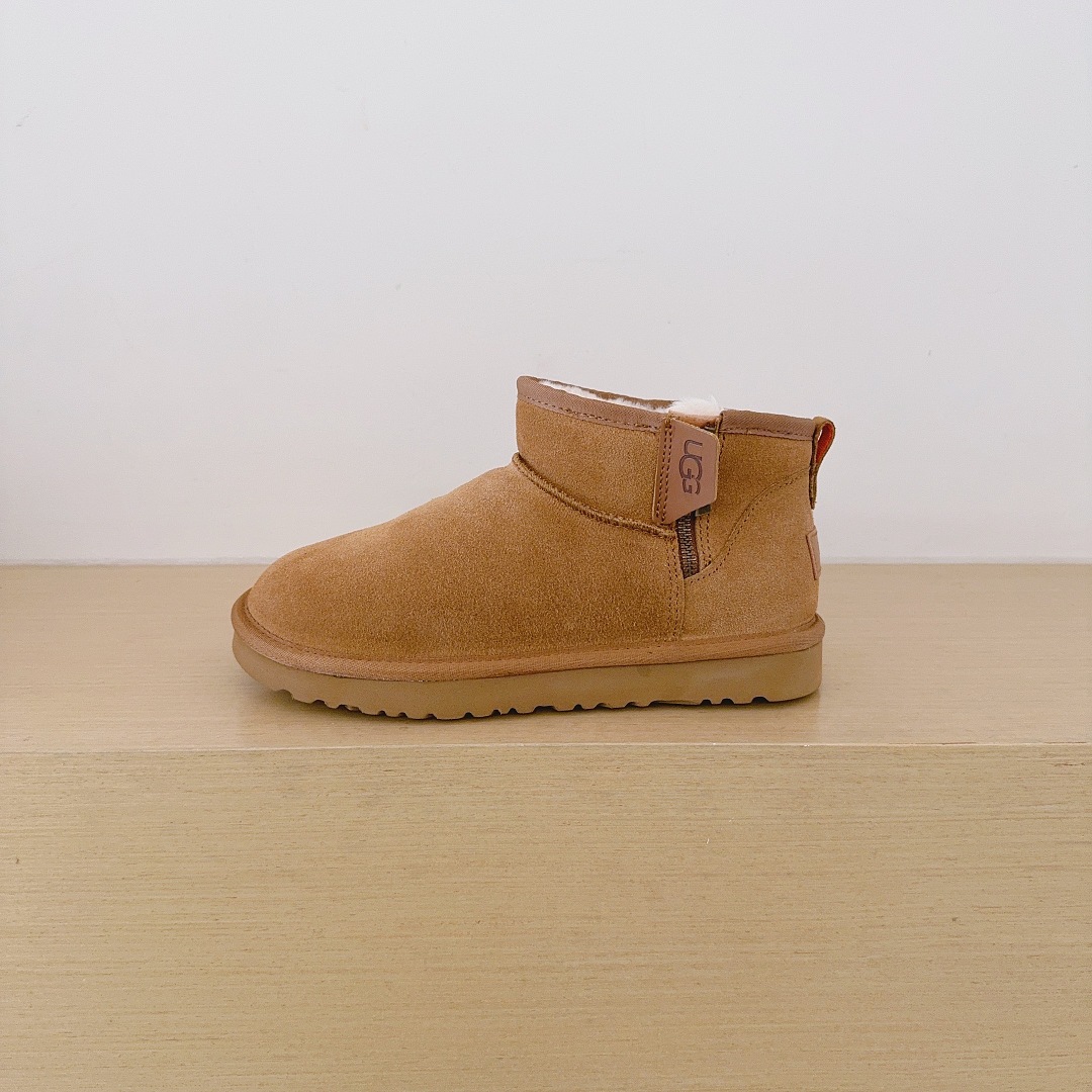 UGG Classic Mini Zip Boots