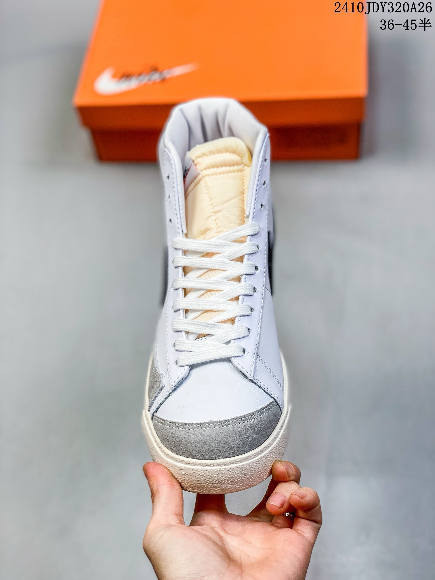 Blazer Mid Detail 10