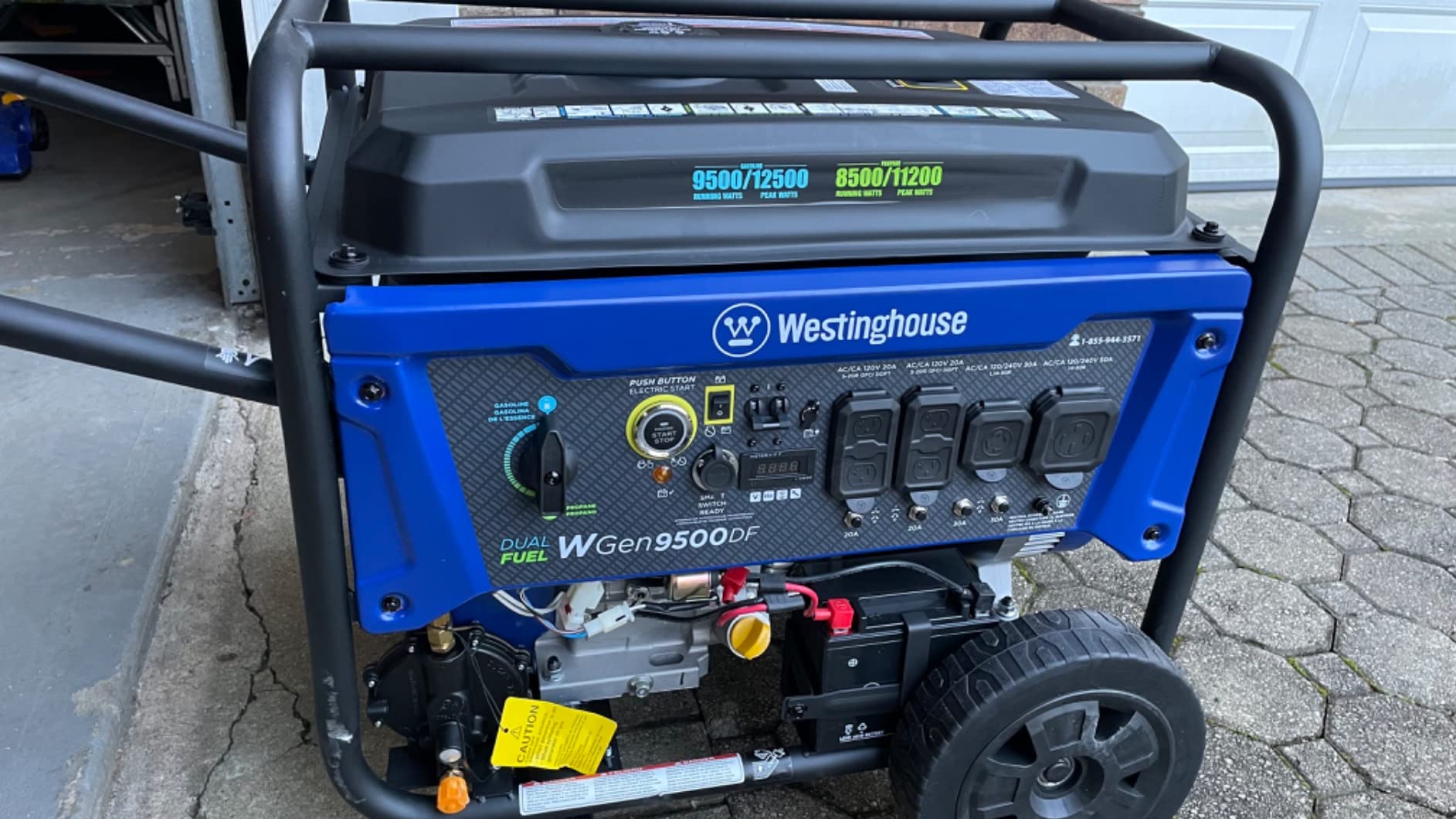 Westinghouse 12500 Watt Dual Fuel Home Backup Portable Generator