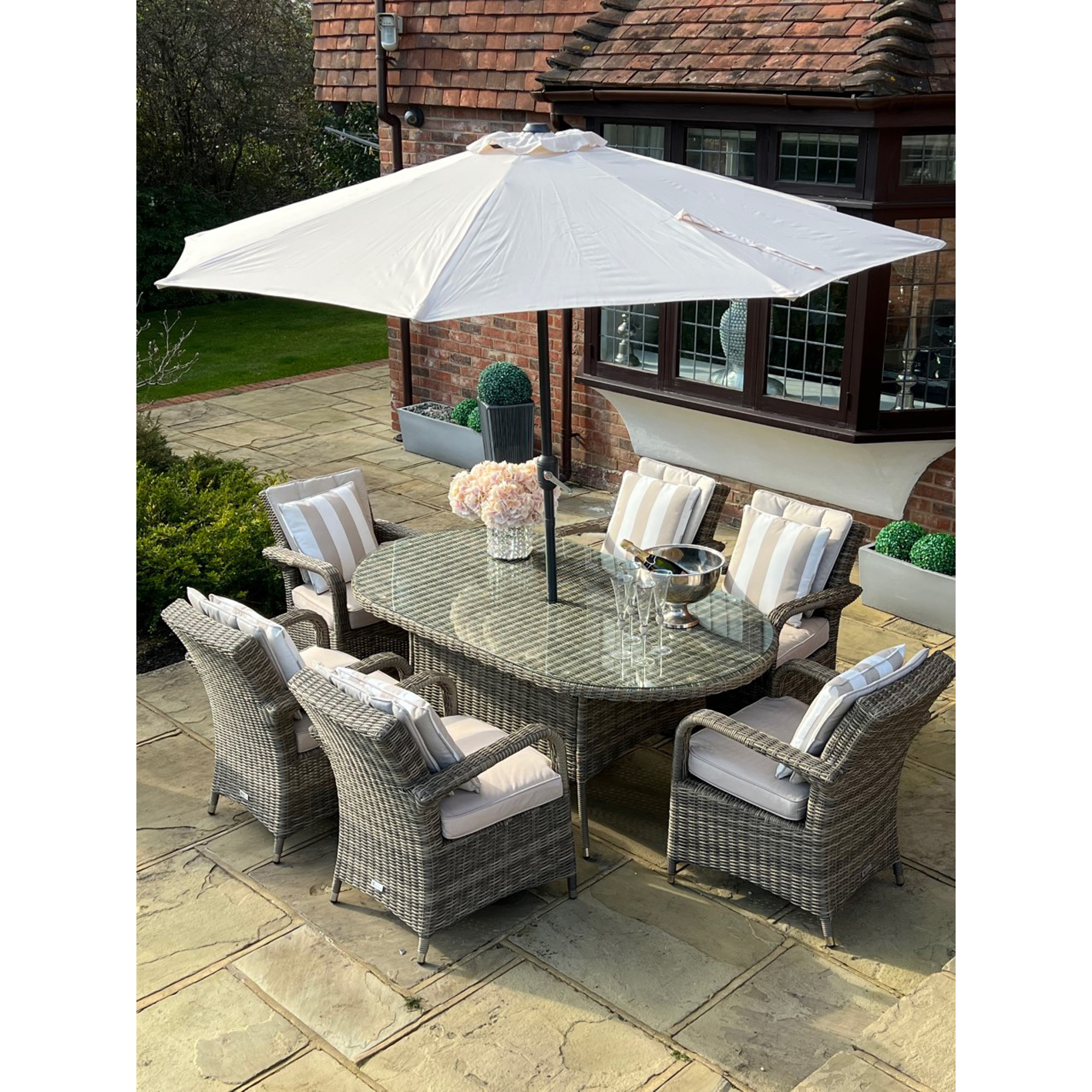 6 Savannah Armchairs 1.8 mtr Oval Set