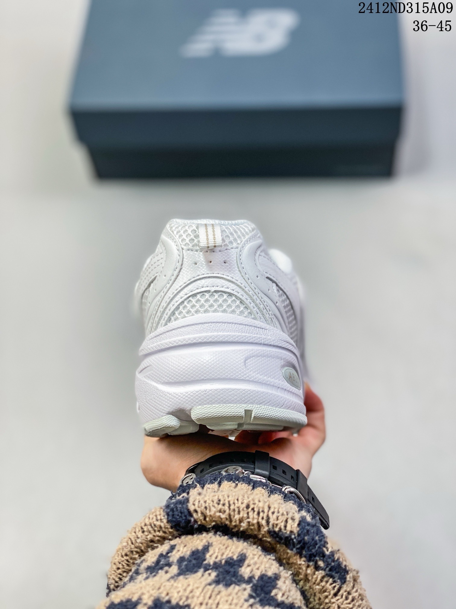 New Balance 530