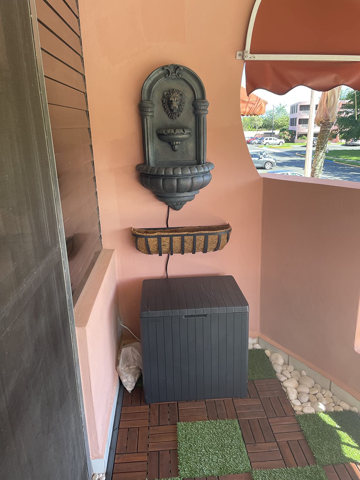 Royal Lion Head Light Weight Wall Waterfall Fountain with LED