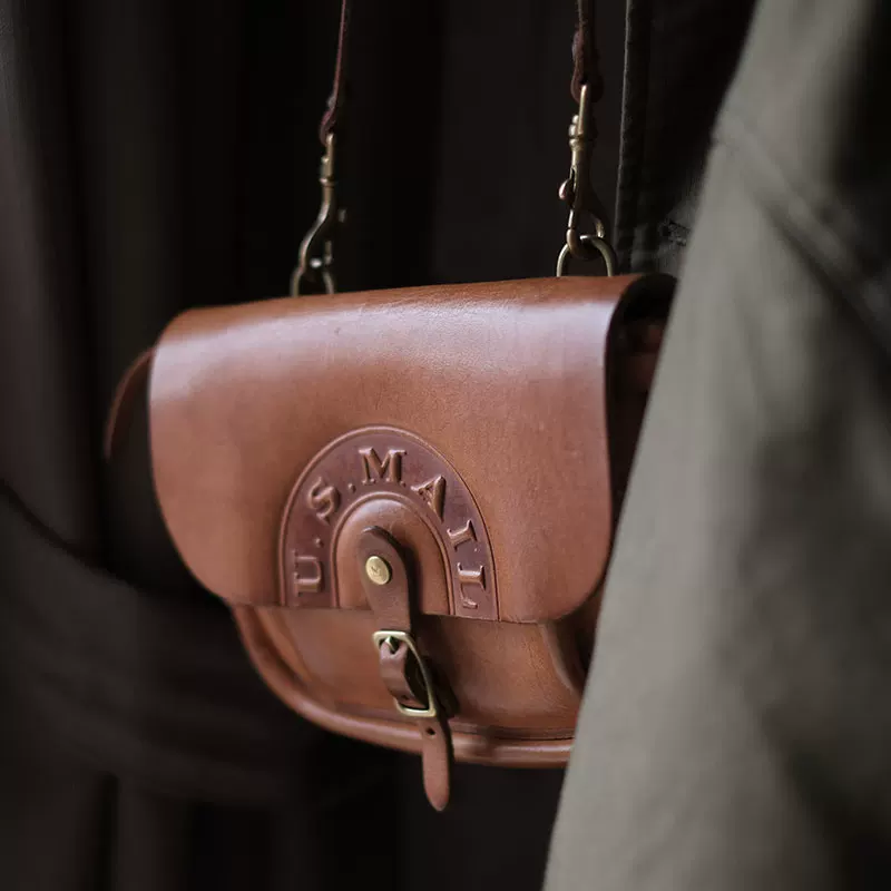 Cowhide tree paste leather retro shoulder messenger bag