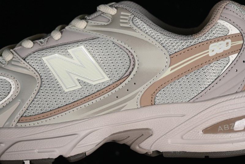 New Balance 530