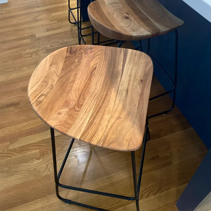 Abington 4 - Person Counter Height Dining Set