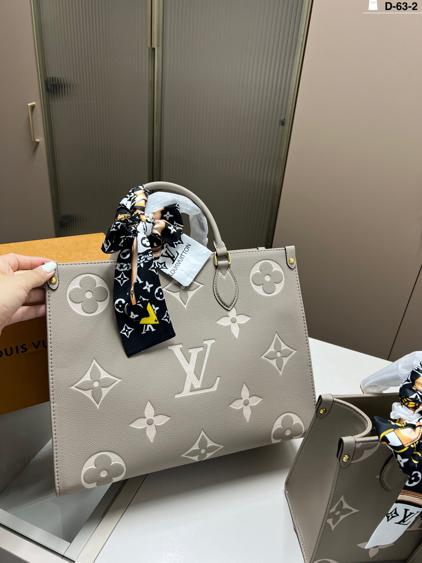 LV monogram tote bag handbag