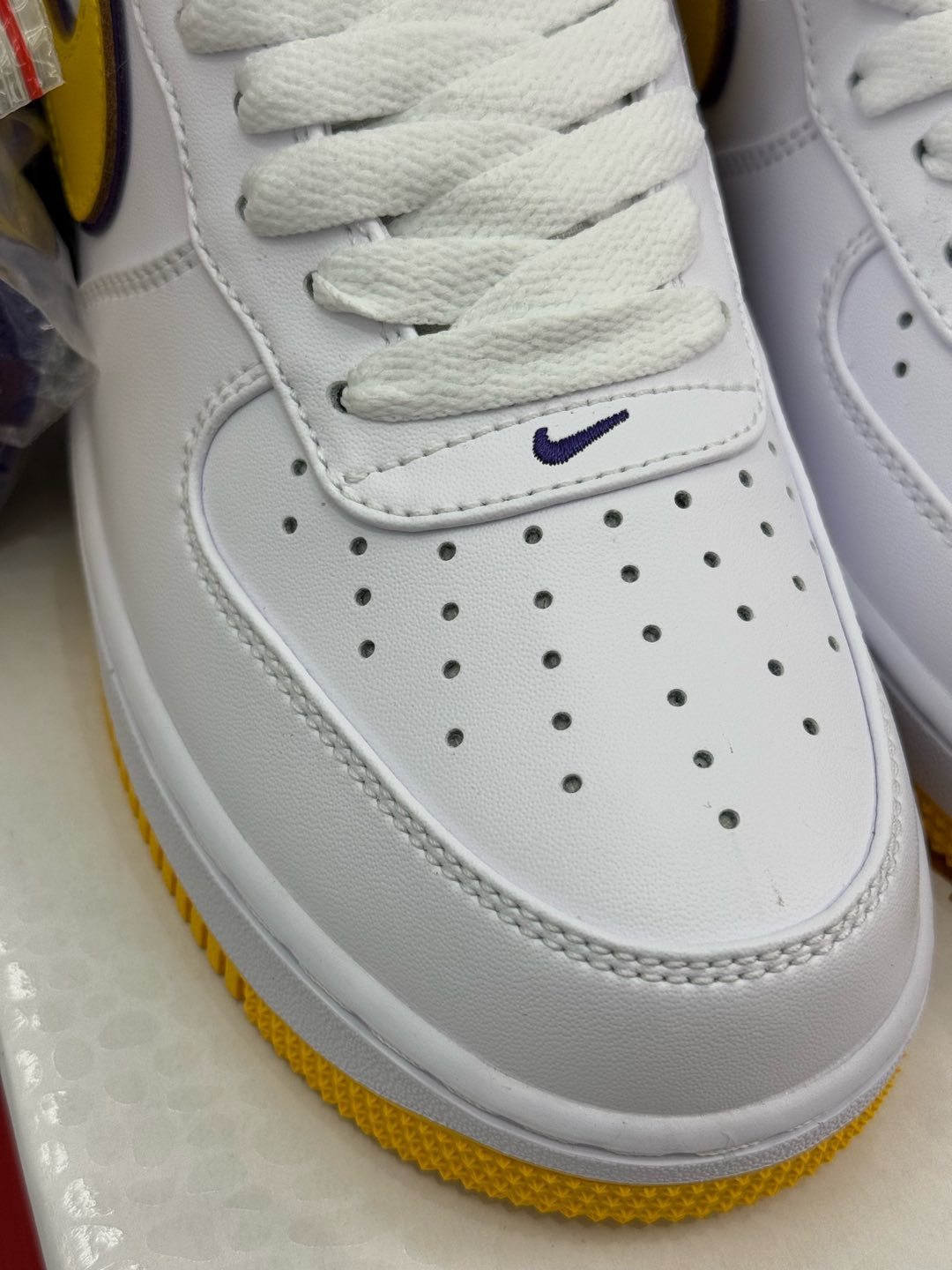 Nike Air Force 1