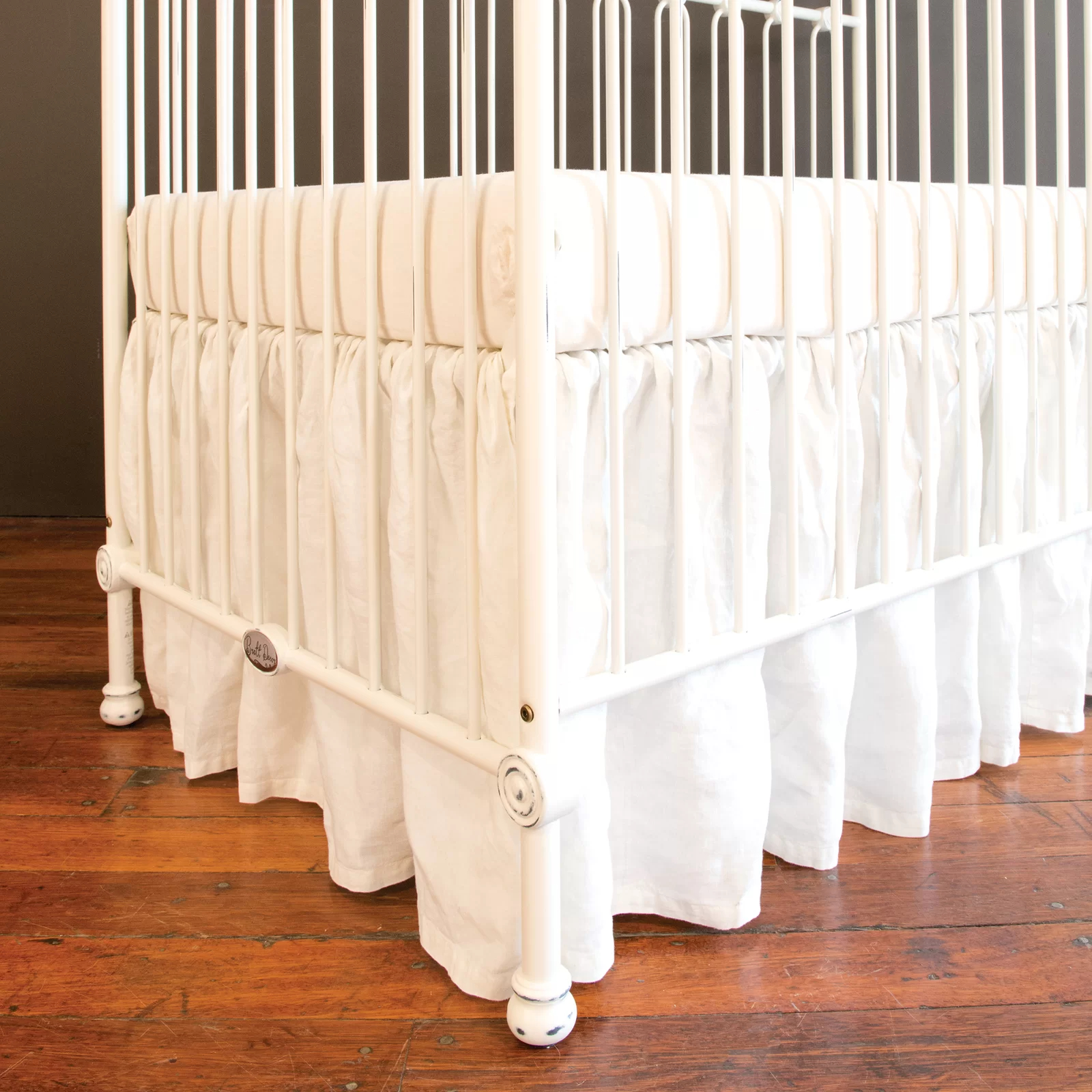 Joy 3-in-1 Convertible Crib