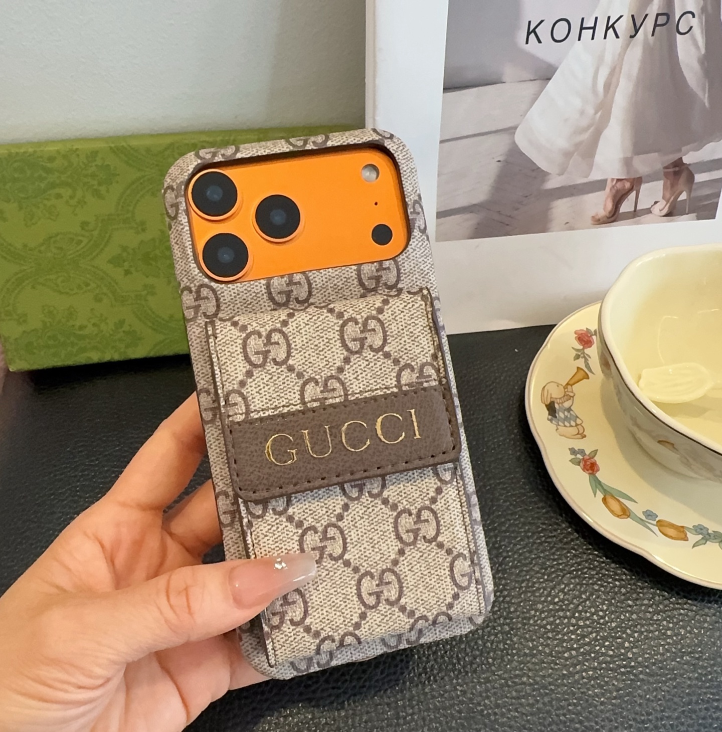 Gucci GG Supreme Monogram Card Holder Wallet Leather Luxury Phone Case