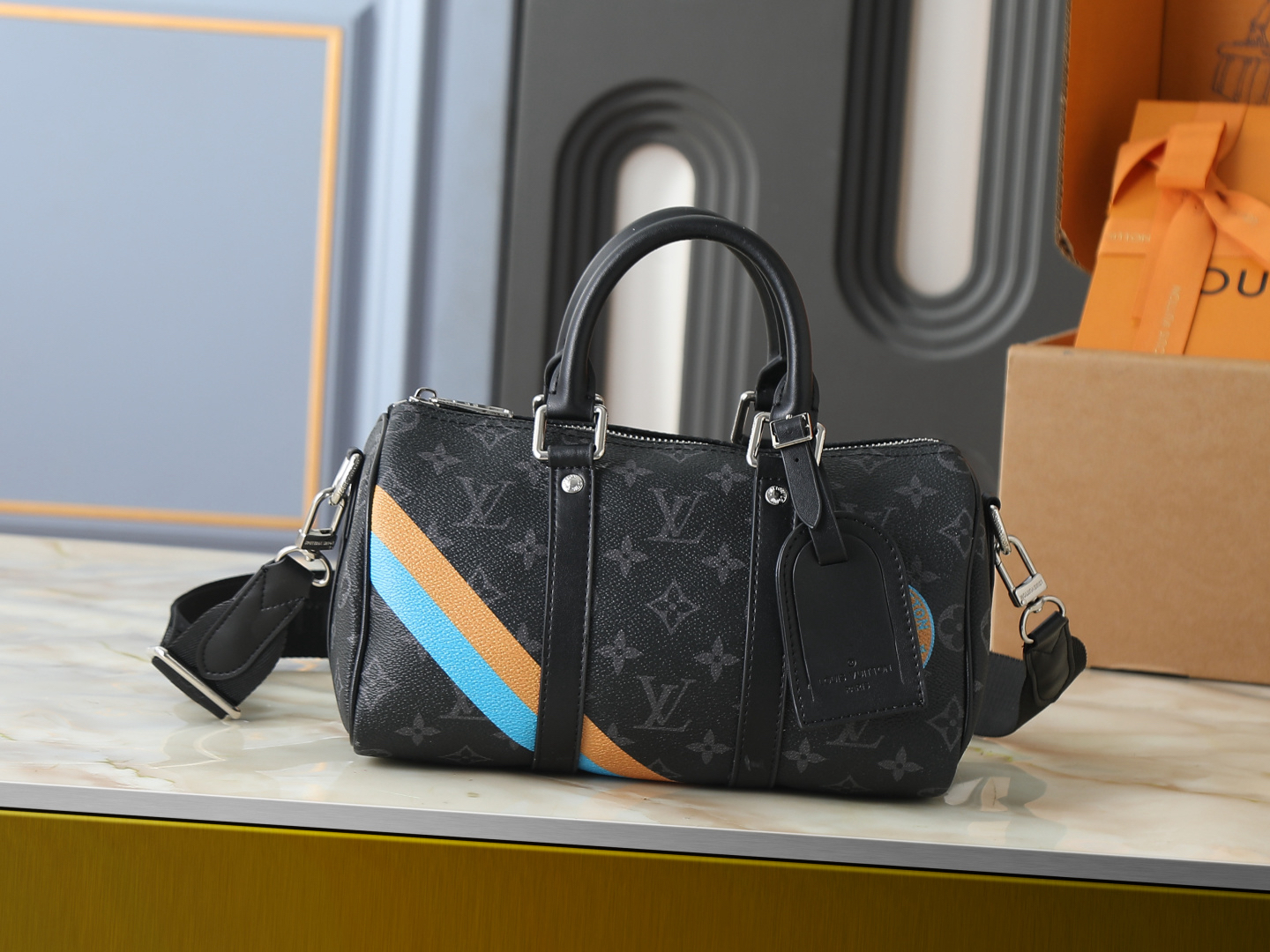 LV Keepall Bandoulière 25 bag