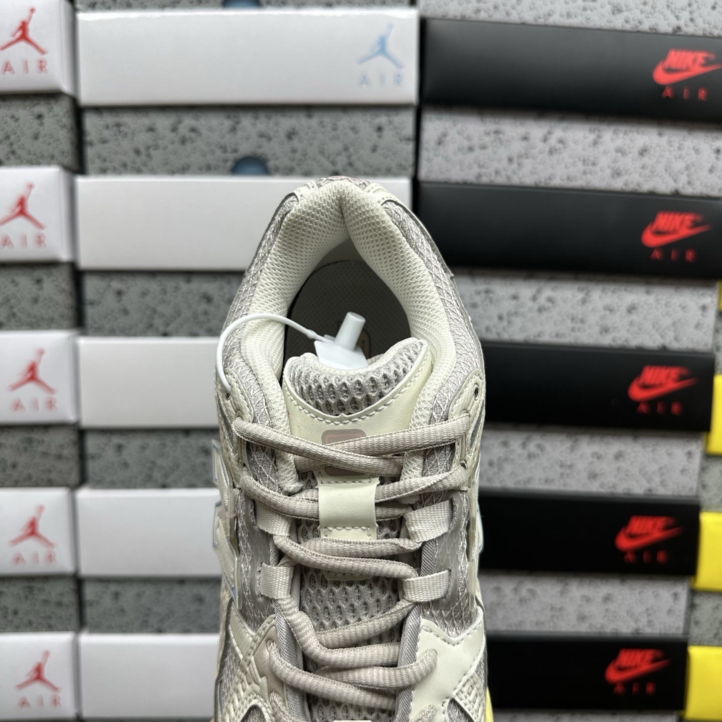 New Balance 1906 Sneakers detail 2