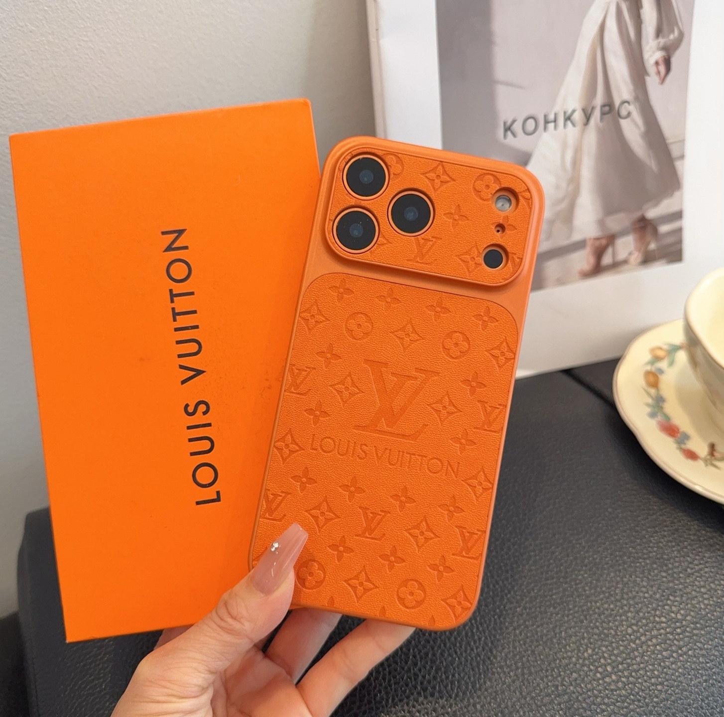 Louis Vuitton Embossed Monogram Full Cover Luxury Phone Case