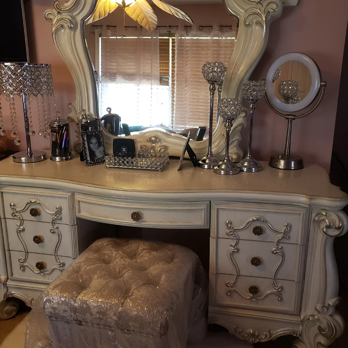 Dressing table in the bedroom