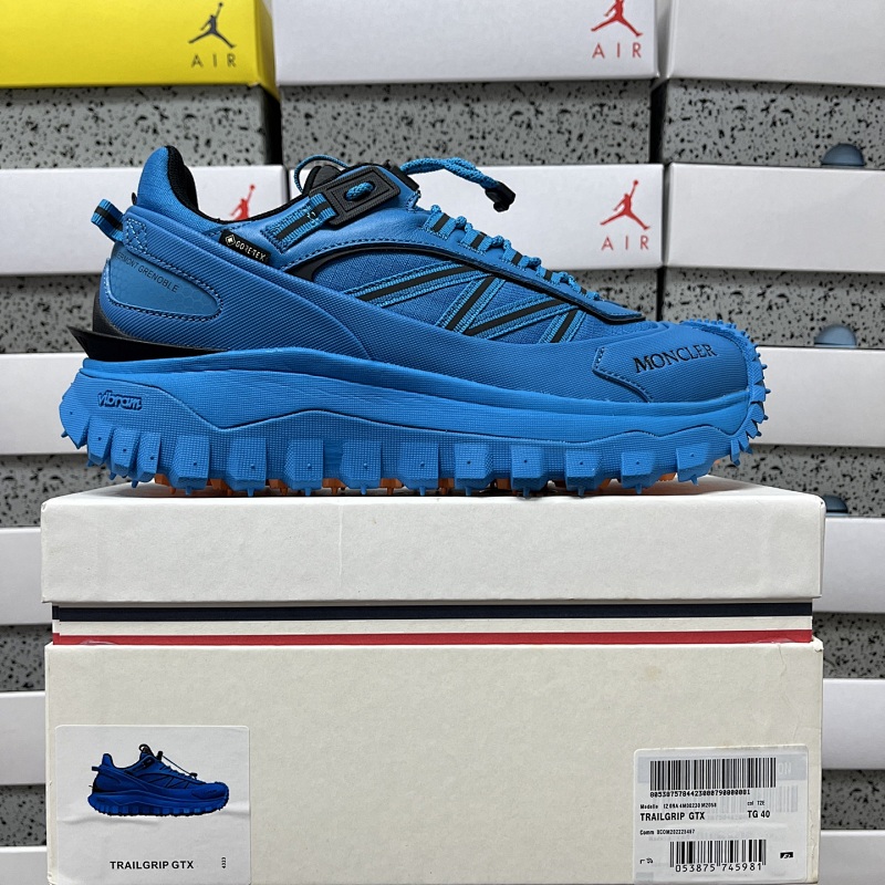 Moncler Trailgrip Gore-Tex 8