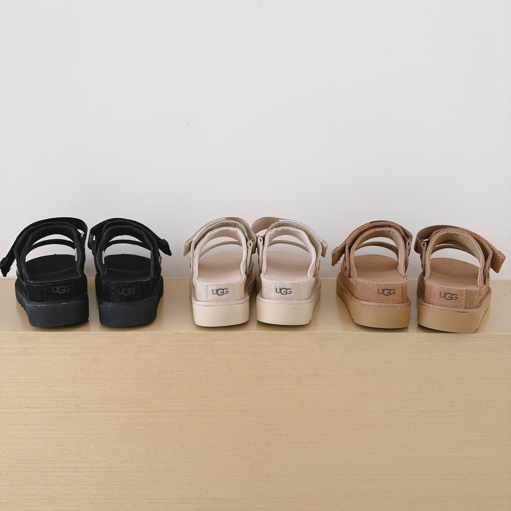 UGG Footwear Style 052