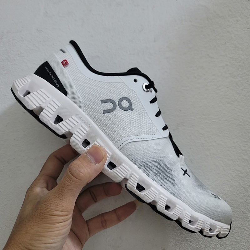 On Cloud 5 colour options