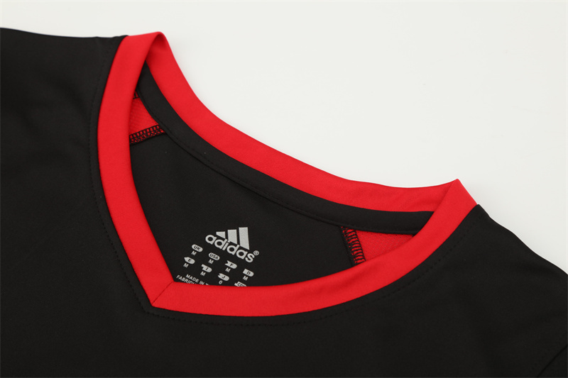2003/04 AC Milan Retro Short Sleeves Training Jersey - Black