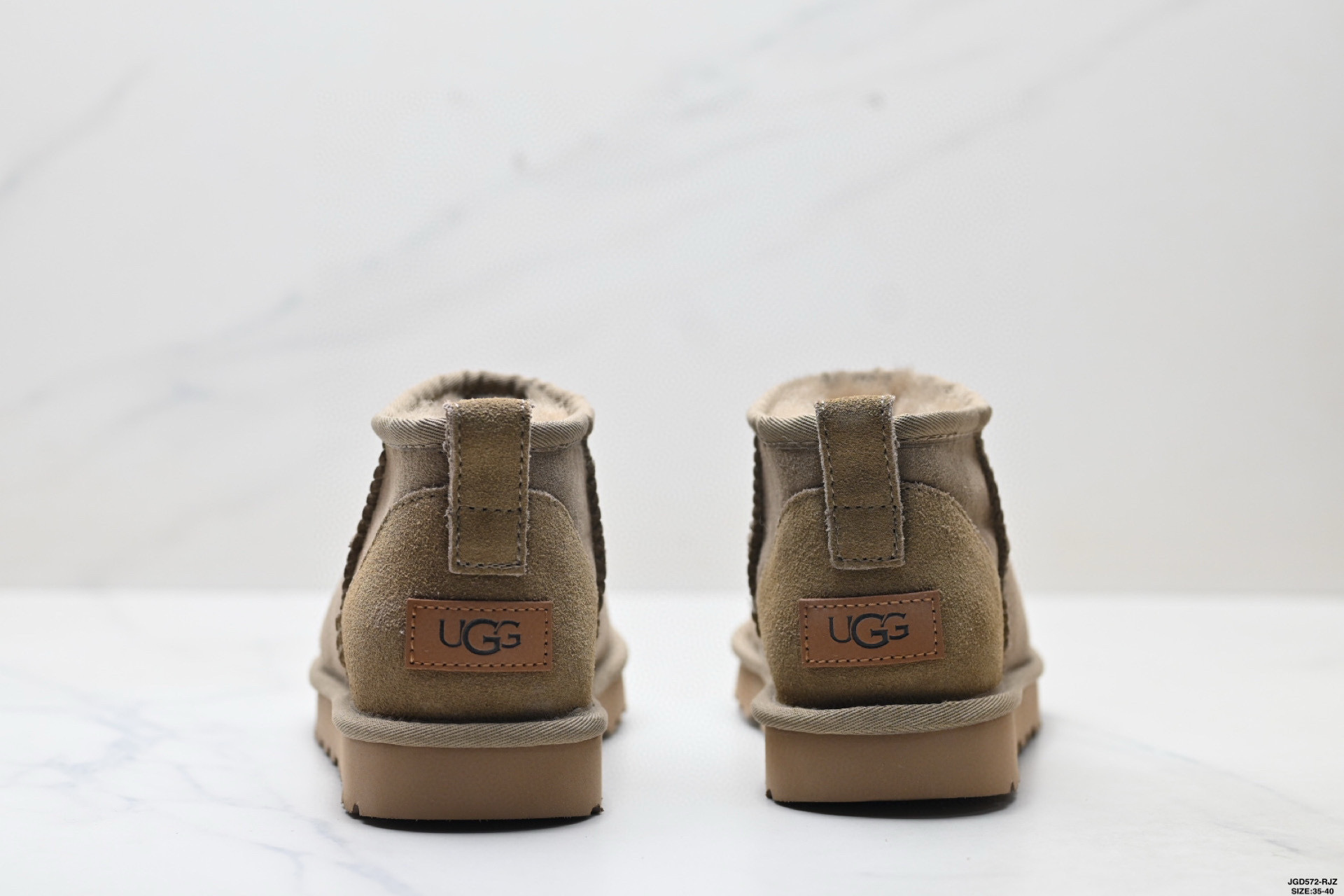 UGG Classic Ultra Mini Detail 27