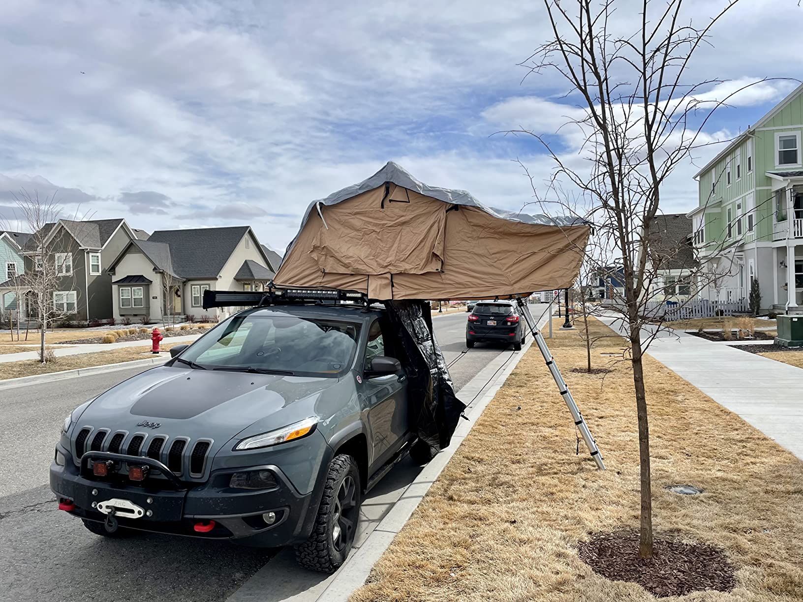 2-3 Person Sunroof Rooftop Tent with Skyline Rainfly and Ladder
