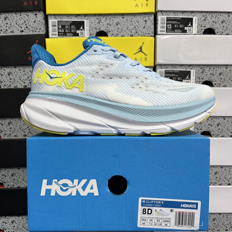 Hoka Clifton 9 Sneakers