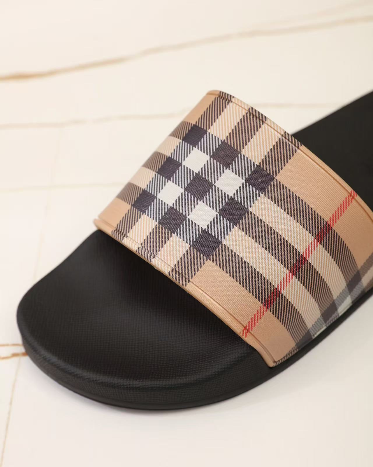 Burberry Slippers