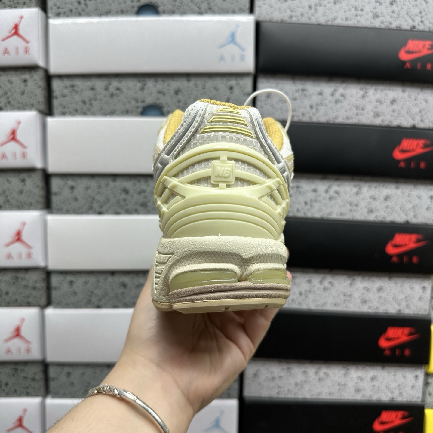 New Balance 1906 Sneakers detail 3