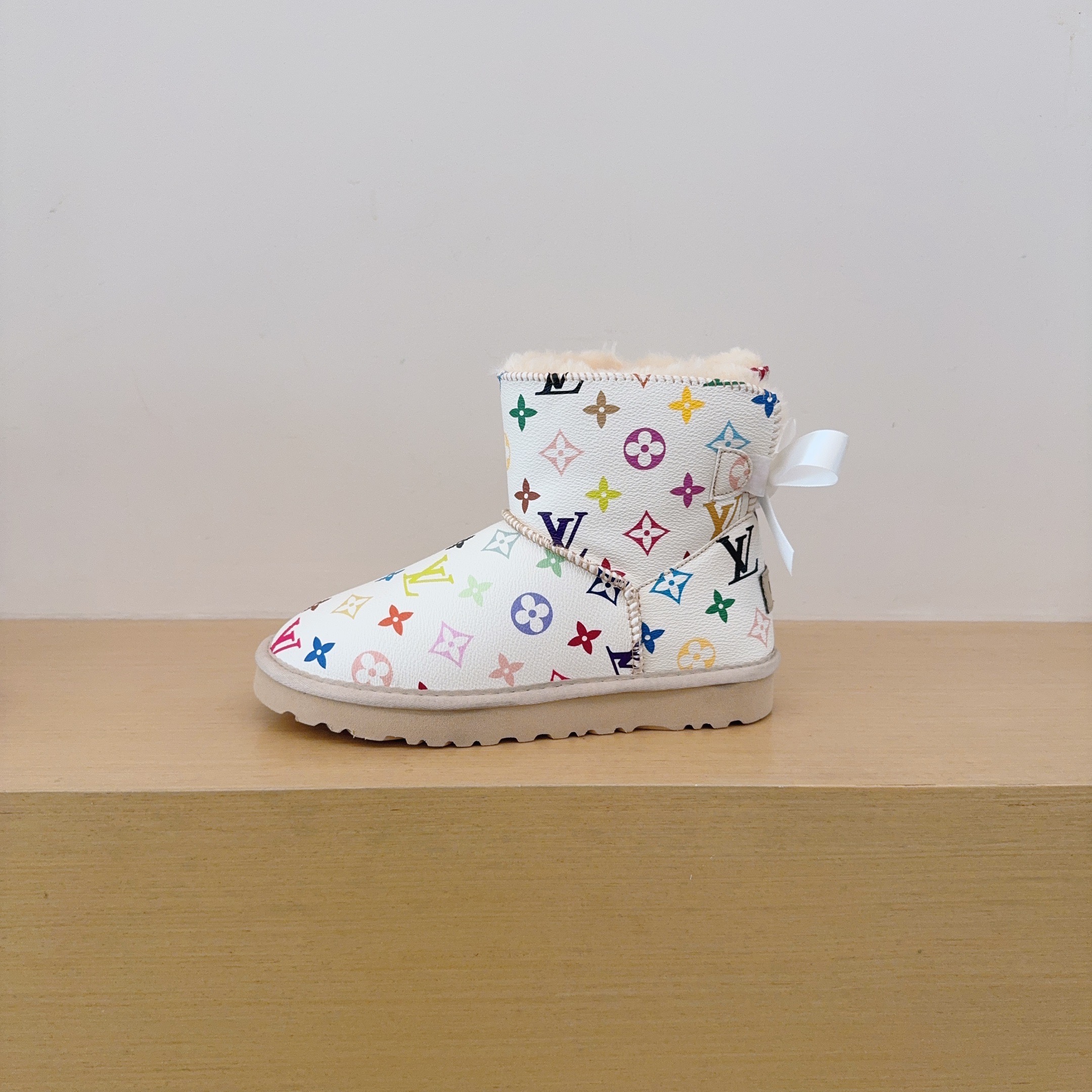 UGG Kids Collaboration Single Ribbon