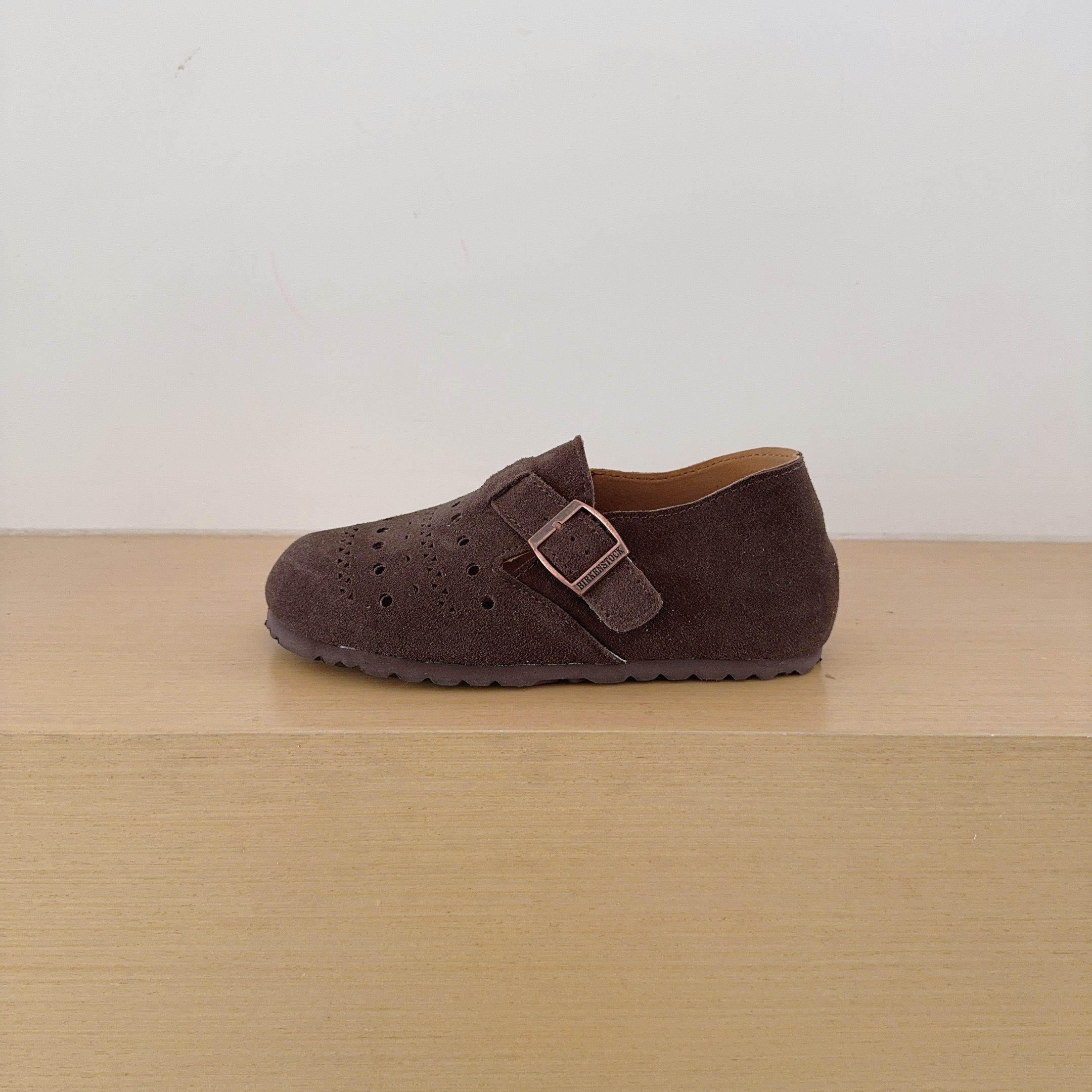 Cutout Birken-Style Back-Covered Shoes
