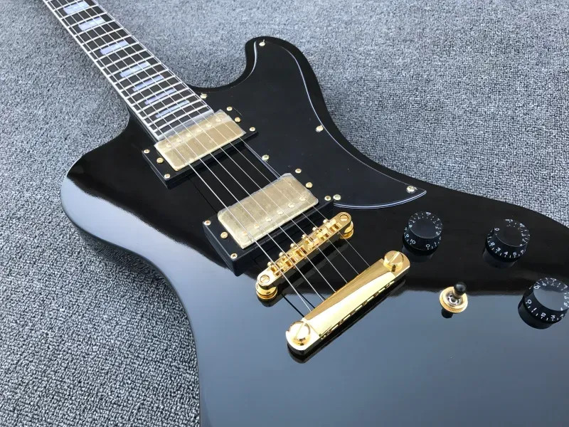 RD Black Electric Guitar with 6 Strings, 2 Golden Hardware Pickups, Mahoganyny Body