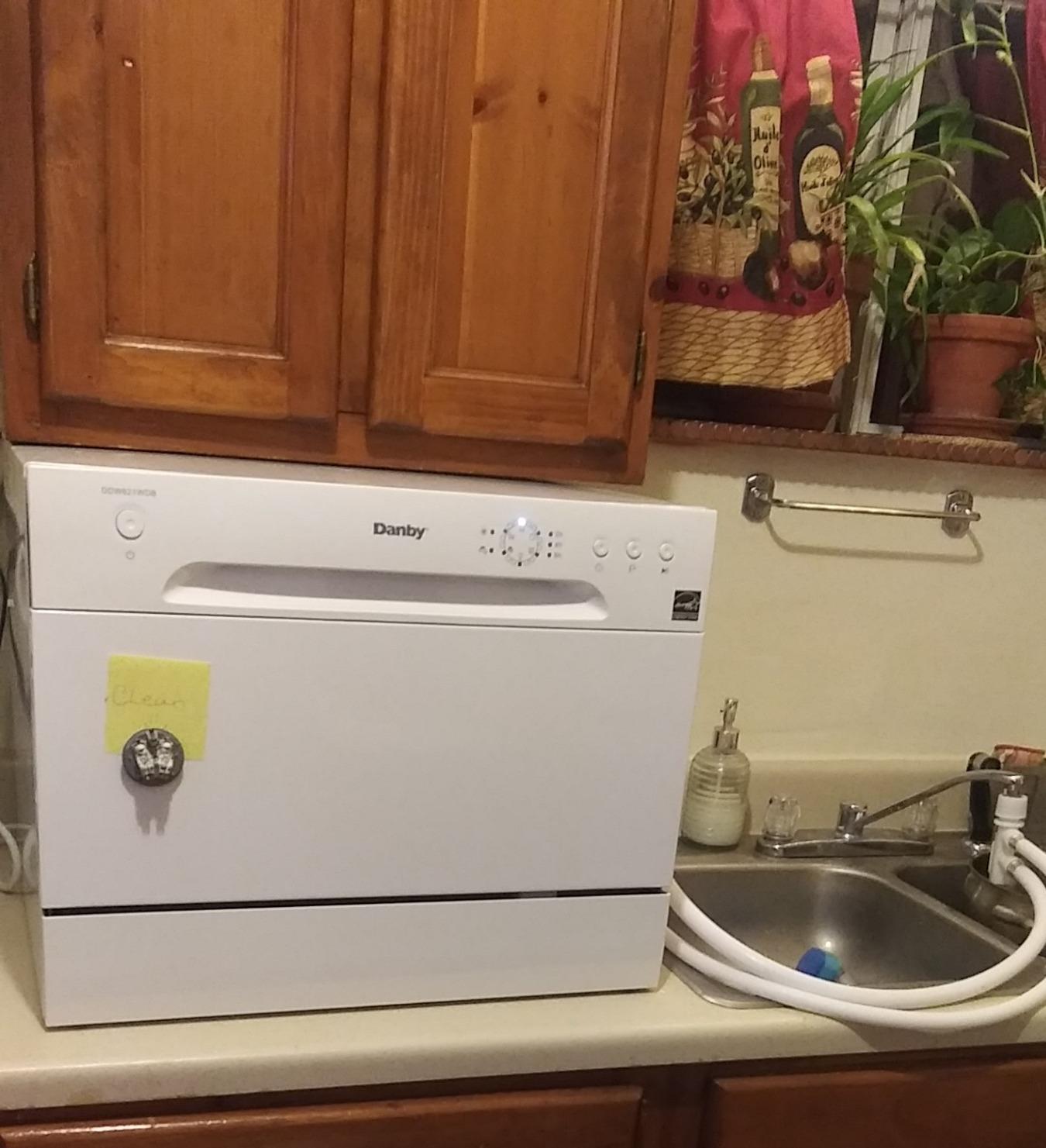 Countertop Dishwasher with 6 Place Settings