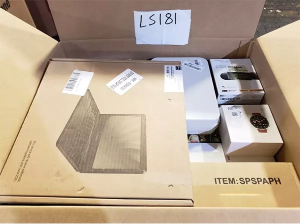 Lucky box - Chances of getting a cell phone