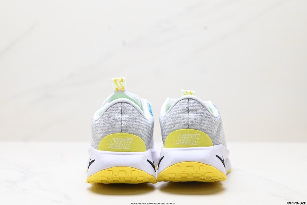 Nike MOTIVA